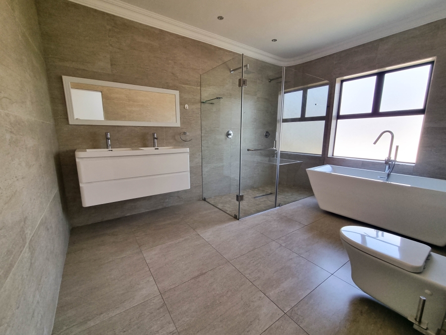 6 Bedroom Property for Sale in La Lucia KwaZulu-Natal
