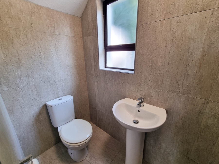 6 Bedroom Property for Sale in La Lucia KwaZulu-Natal
