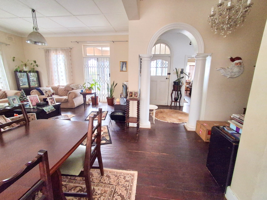 4 Bedroom Property for Sale in Glenwood KwaZulu-Natal