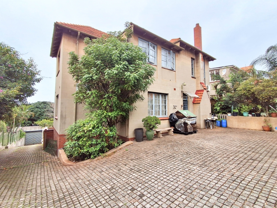 4 Bedroom Property for Sale in Glenwood KwaZulu-Natal