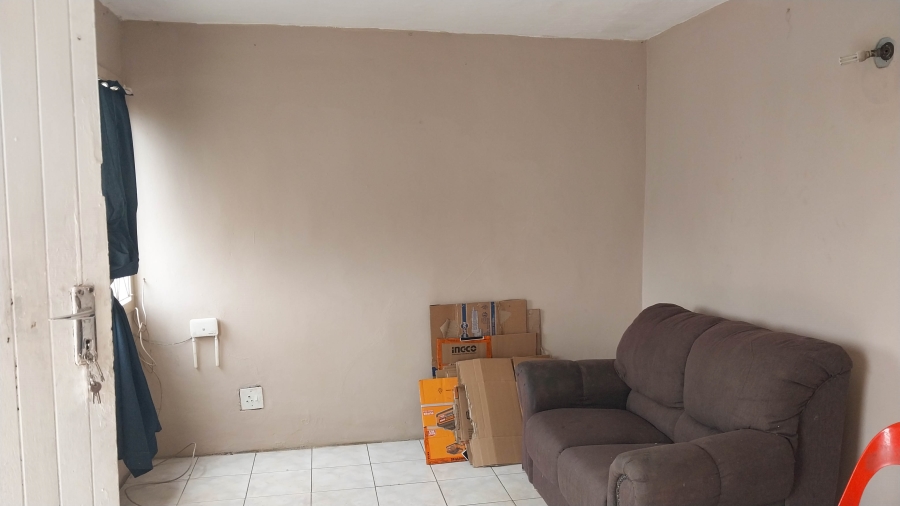 2 Bedroom Property for Sale in Stonebridge KwaZulu-Natal