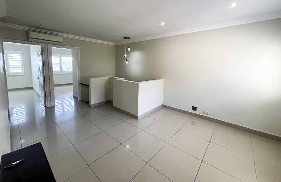 To Let 3 Bedroom Property for Rent in Westbrook KwaZulu-Natal