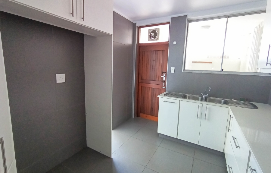 To Let 3 Bedroom Property for Rent in Umhlanga KwaZulu-Natal