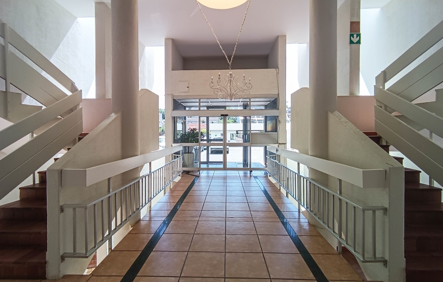 To Let 3 Bedroom Property for Rent in Umhlanga KwaZulu-Natal