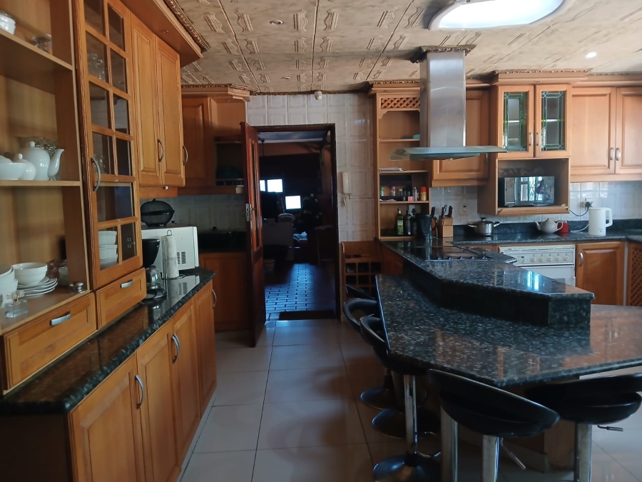 5 Bedroom Property for Sale in Wyebank KwaZulu-Natal