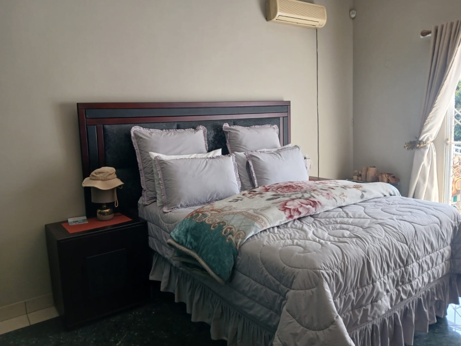 5 Bedroom Property for Sale in Wyebank KwaZulu-Natal