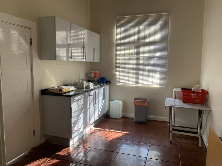 To Let Commercial Property for Rent in Morningside KwaZulu-Natal