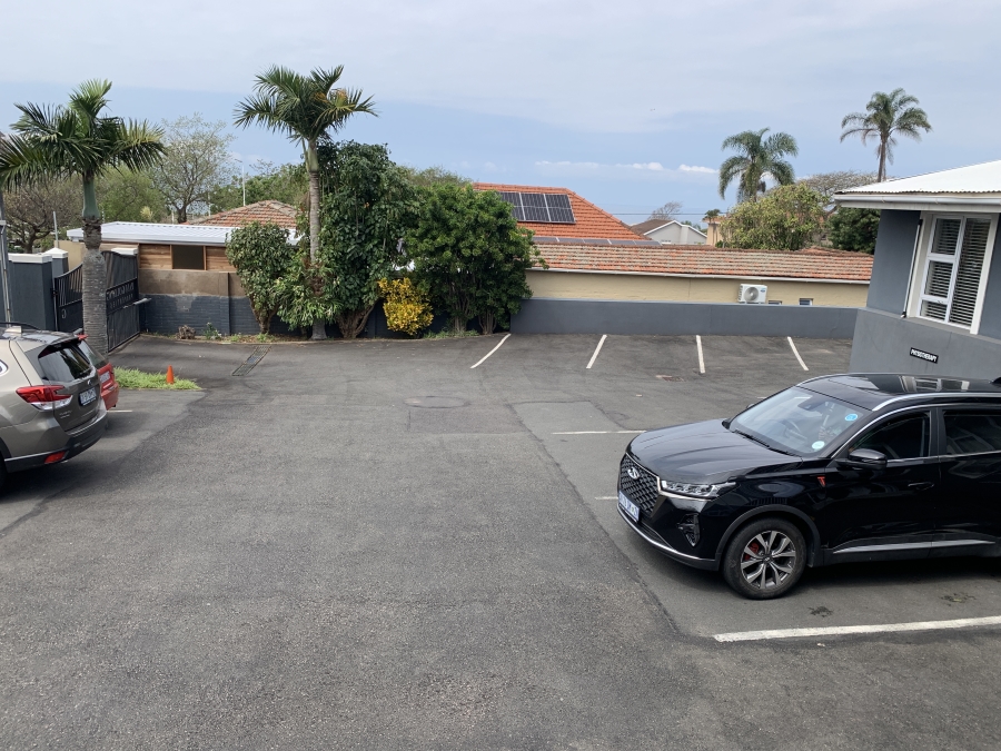 To Let Commercial Property for Rent in La Lucia Ridge KwaZulu-Natal