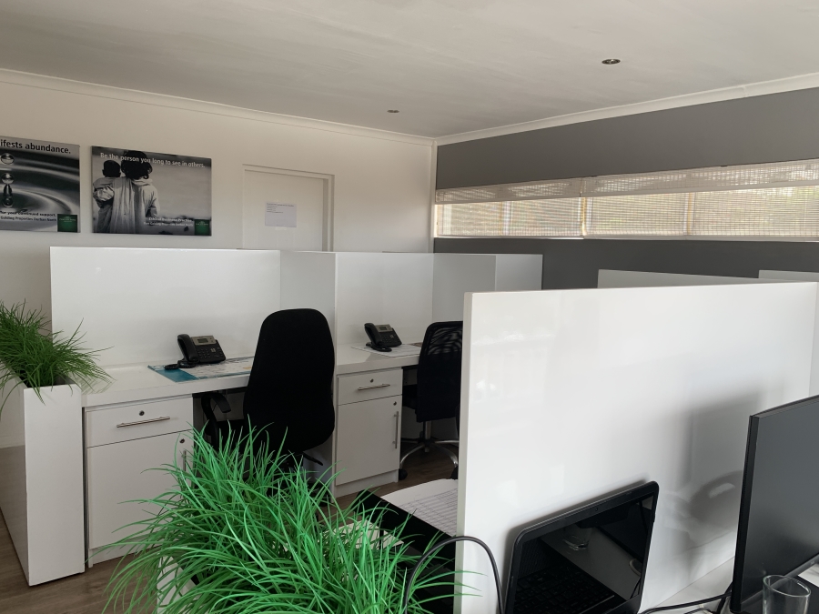 To Let Commercial Property for Rent in La Lucia Ridge KwaZulu-Natal