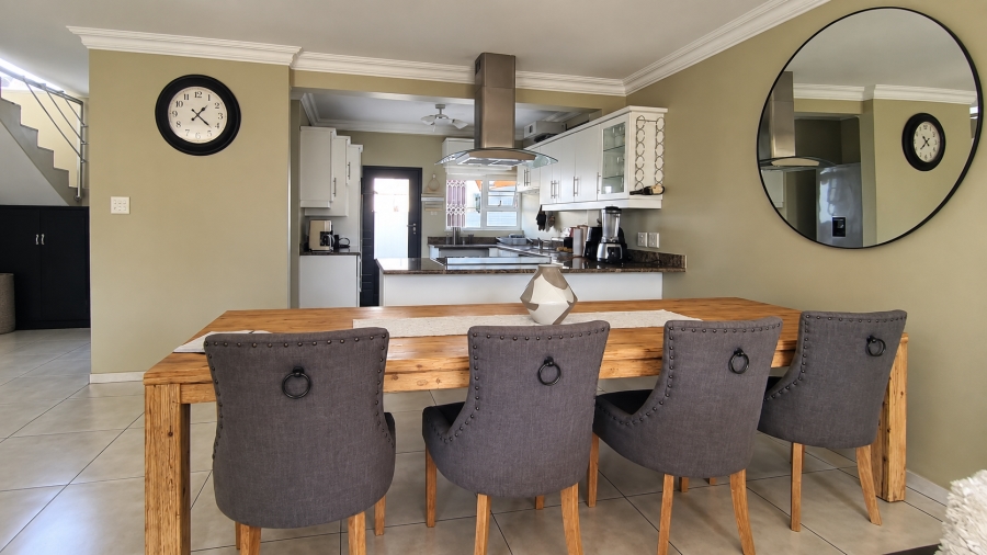 3 Bedroom Property for Sale in Sunningdale KwaZulu-Natal