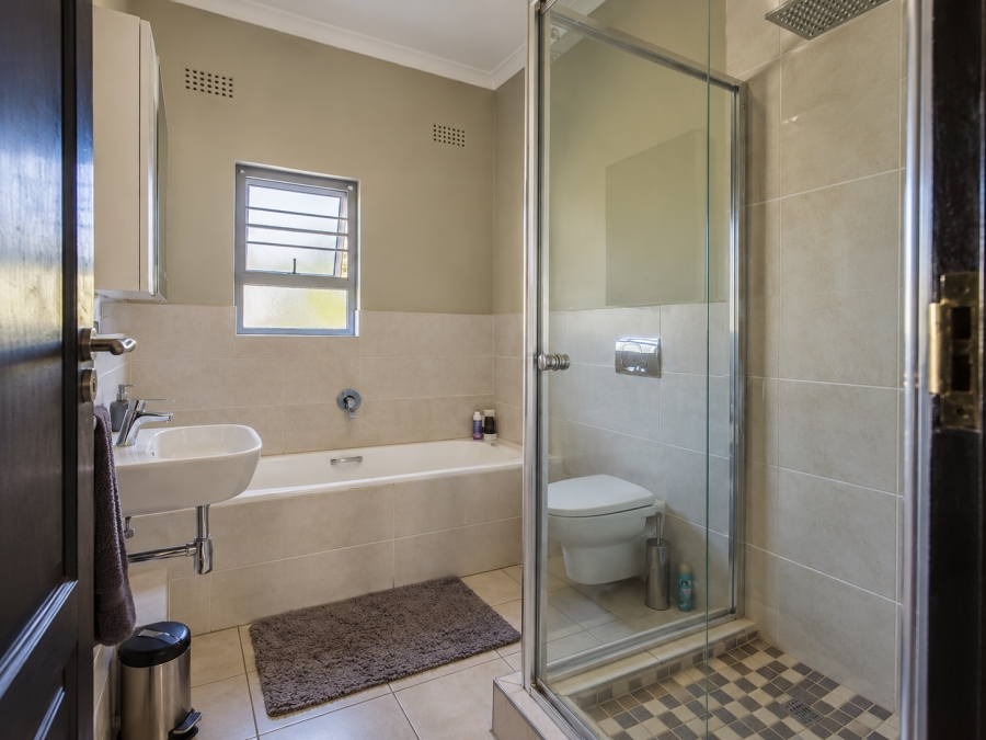 3 Bedroom Property for Sale in Sunningdale KwaZulu-Natal