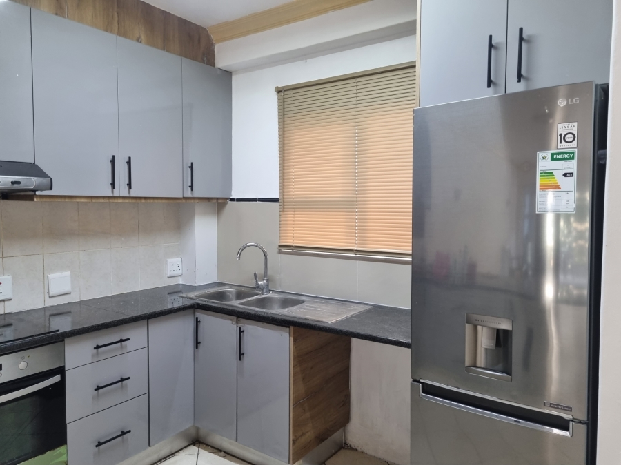 To Let 2 Bedroom Property for Rent in New Town Centre KwaZulu-Natal