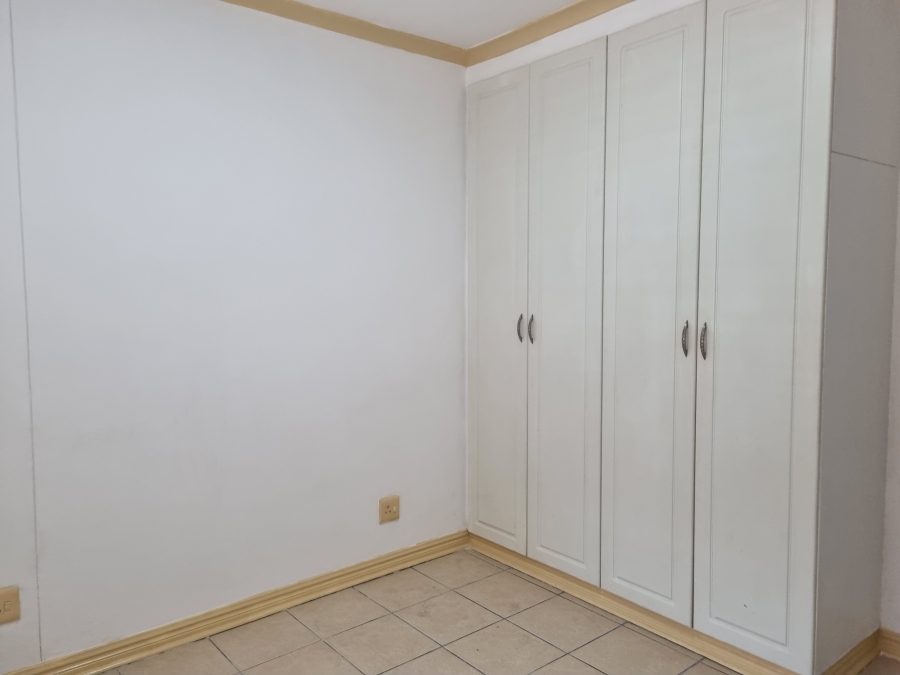 To Let 2 Bedroom Property for Rent in New Town Centre KwaZulu-Natal