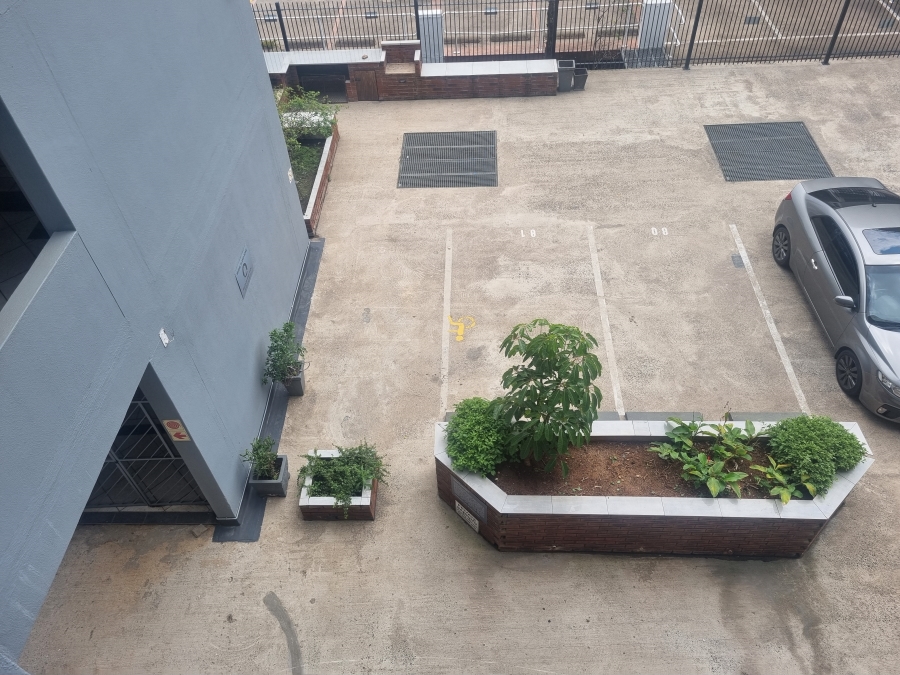 To Let 2 Bedroom Property for Rent in New Town Centre KwaZulu-Natal