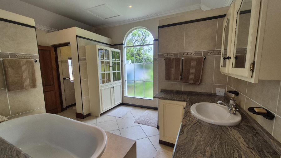 5 Bedroom Property for Sale in Hilton Central KwaZulu-Natal