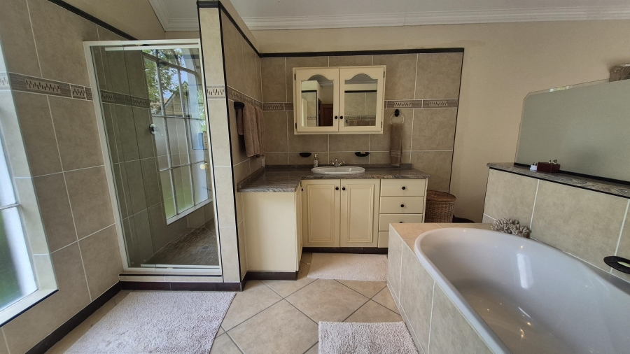 5 Bedroom Property for Sale in Hilton Central KwaZulu-Natal
