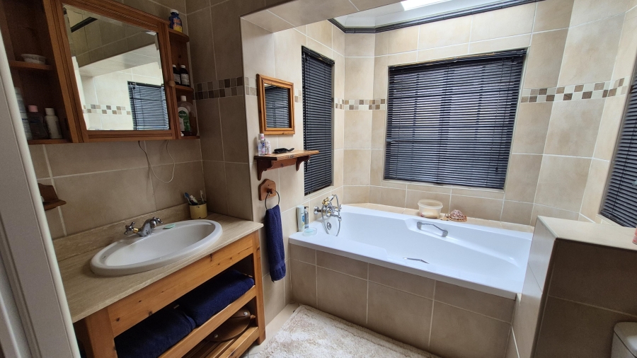 5 Bedroom Property for Sale in Hilton Central KwaZulu-Natal