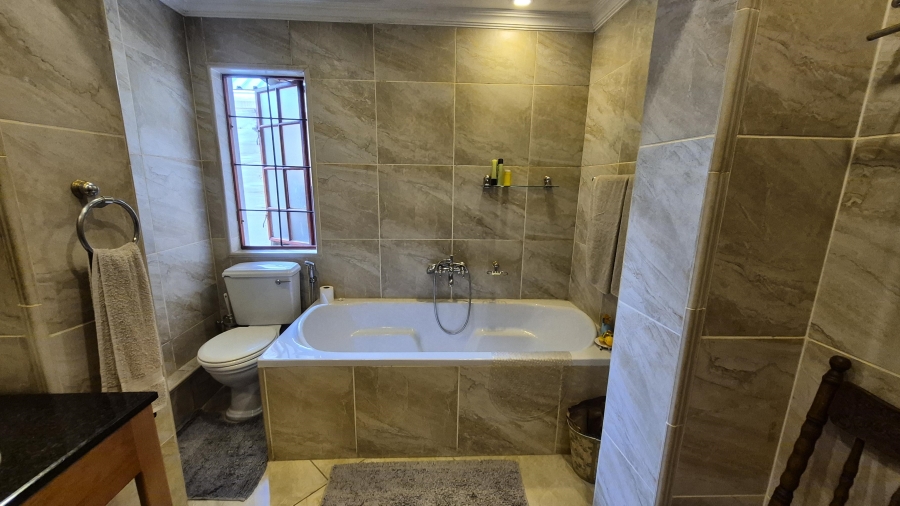 5 Bedroom Property for Sale in Hilton Central KwaZulu-Natal