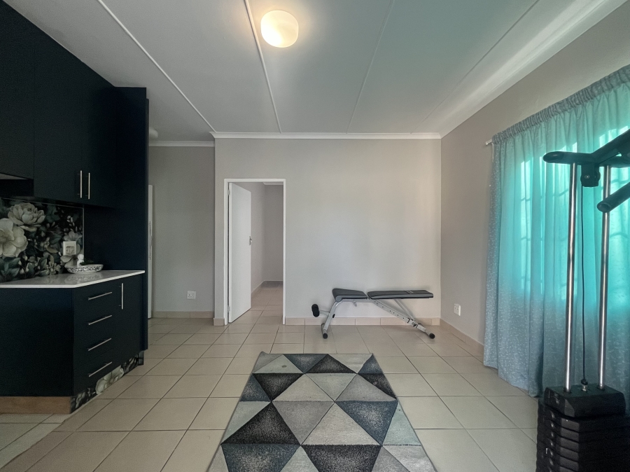 To Let 2 Bedroom Property for Rent in Glen Ashley KwaZulu-Natal