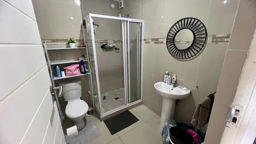 2 Bedroom Property for Sale in Wentworth KwaZulu-Natal
