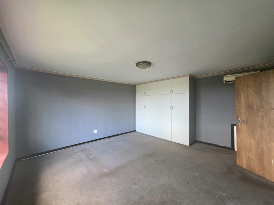 To Let 3 Bedroom Property for Rent in Yellowwood Park KwaZulu-Natal