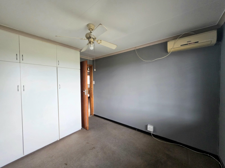 To Let 3 Bedroom Property for Rent in Yellowwood Park KwaZulu-Natal