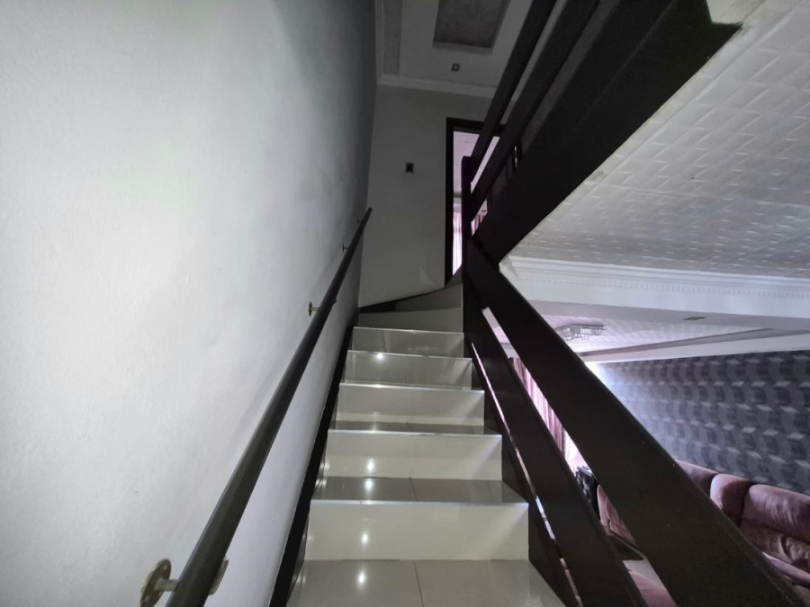 2 Bedroom Property for Sale in South Beach KwaZulu-Natal