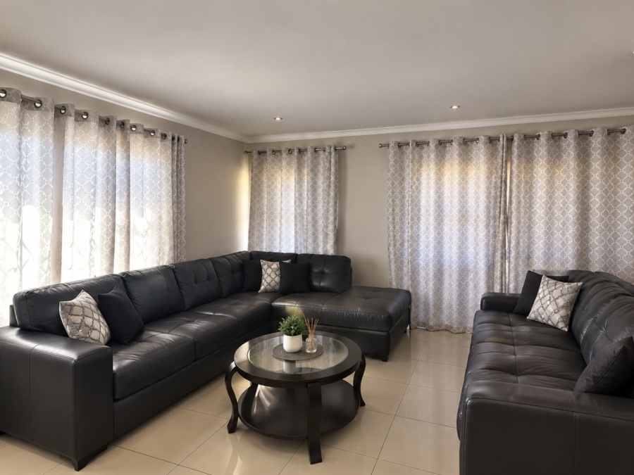 To Let 3 Bedroom Property for Rent in Birdswood KwaZulu-Natal