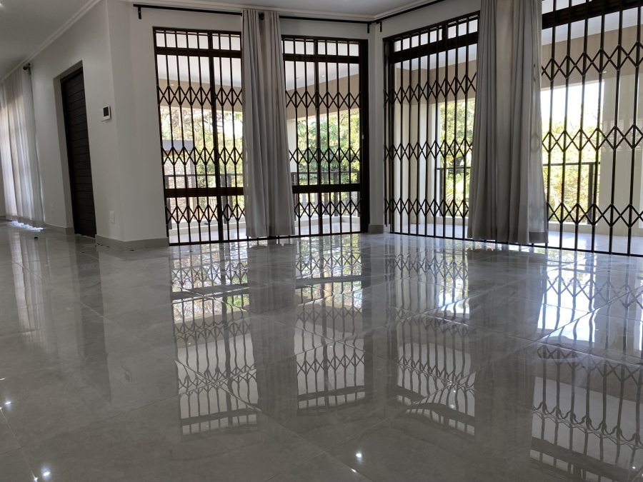To Let 4 Bedroom Property for Rent in Ballito Central KwaZulu-Natal