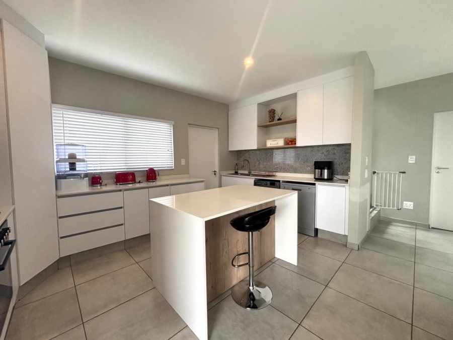 3 Bedroom Property for Sale in Manor Estates KwaZulu-Natal
