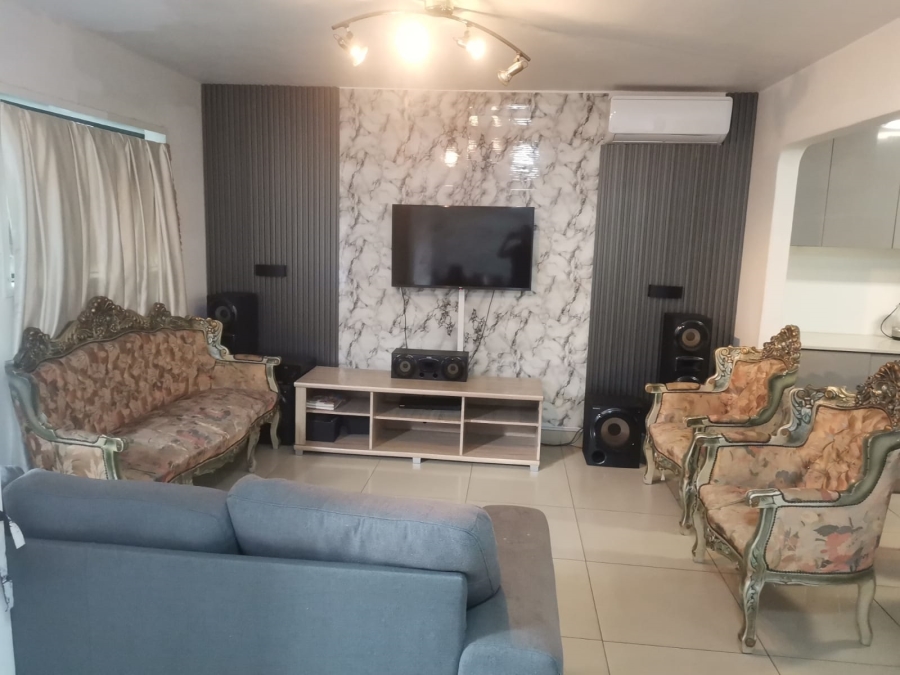 3 Bedroom Property for Sale in Clayfield KwaZulu-Natal