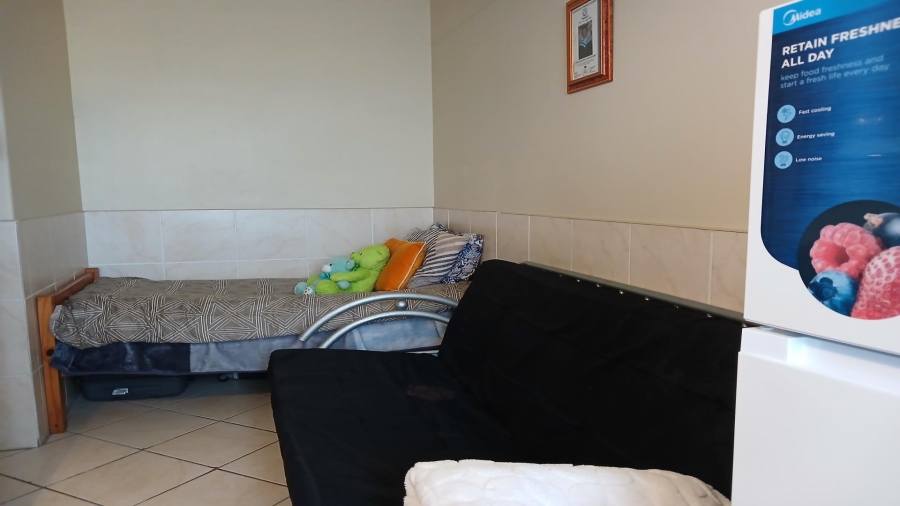 1 Bedroom Property for Sale in Amanzimtoti KwaZulu-Natal