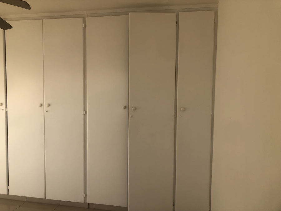 To Let 2 Bedroom Property for Rent in Amanzimtoti KwaZulu-Natal