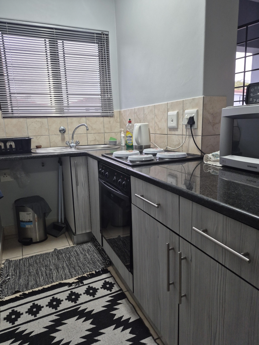 To Let 2 Bedroom Property for Rent in Salt Rock KwaZulu-Natal