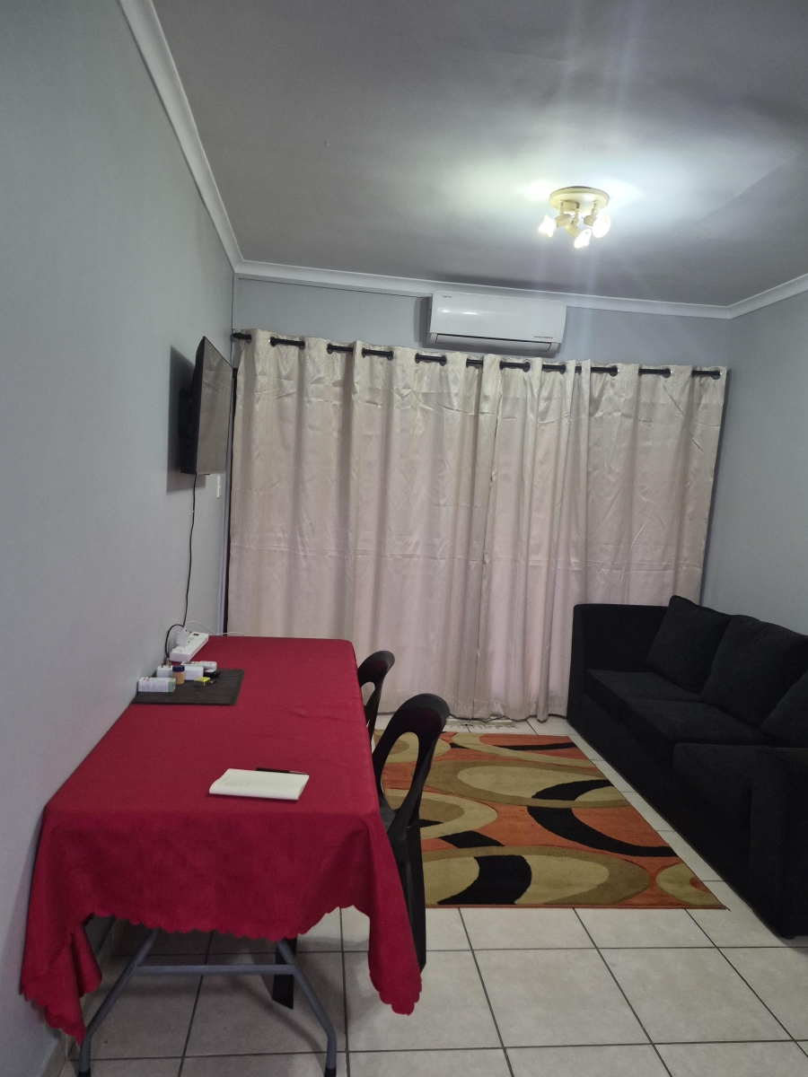 To Let 2 Bedroom Property for Rent in Salt Rock KwaZulu-Natal