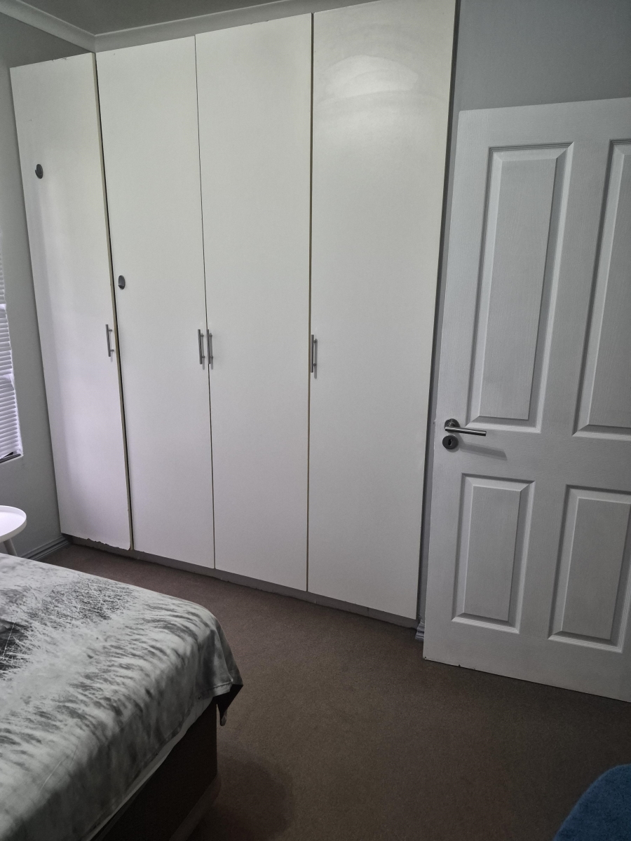 To Let 2 Bedroom Property for Rent in Salt Rock KwaZulu-Natal