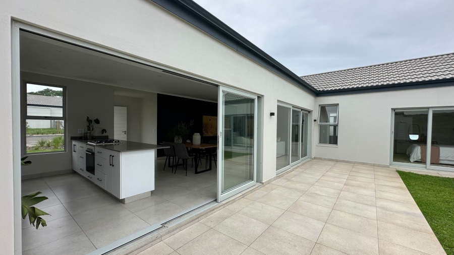 2 Bedroom Property for Sale in Lalela Estate KwaZulu-Natal