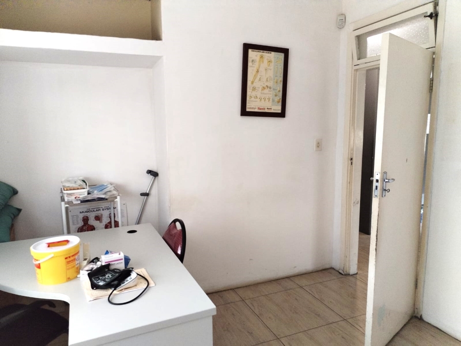 To Let Commercial Property for Rent in Dawnside KwaZulu-Natal