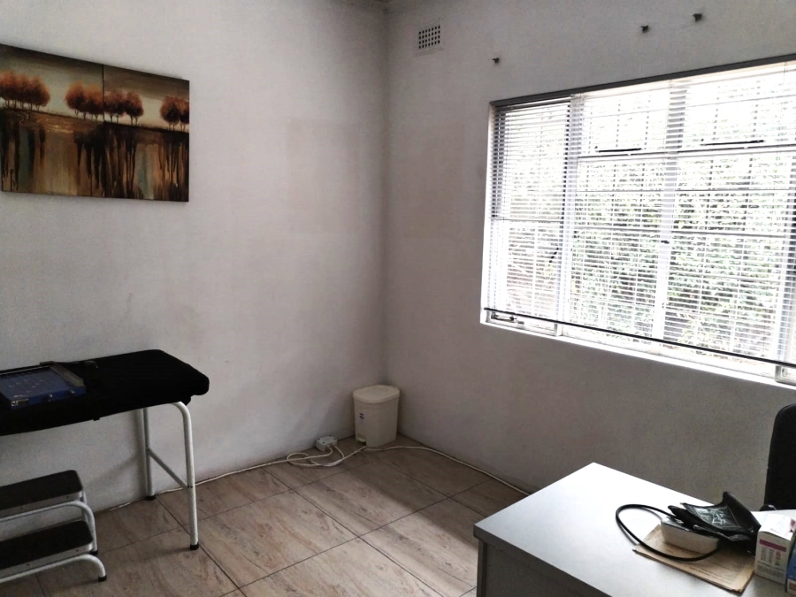 To Let Commercial Property for Rent in Dawnside KwaZulu-Natal