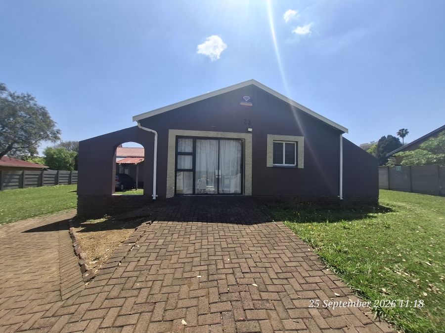 3 Bedroom Property for Sale in Sunnyridge KwaZulu-Natal