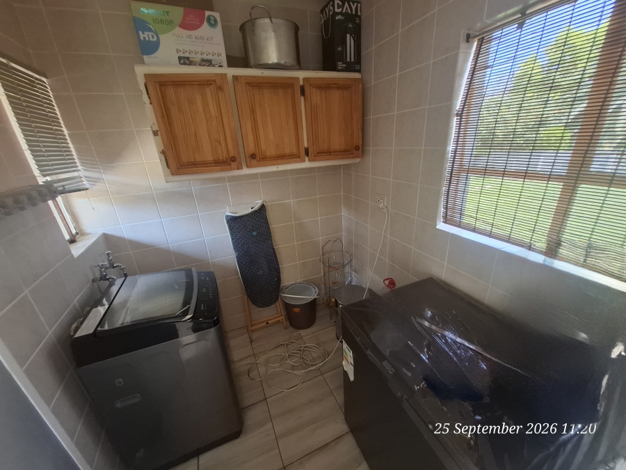 3 Bedroom Property for Sale in Sunnyridge KwaZulu-Natal
