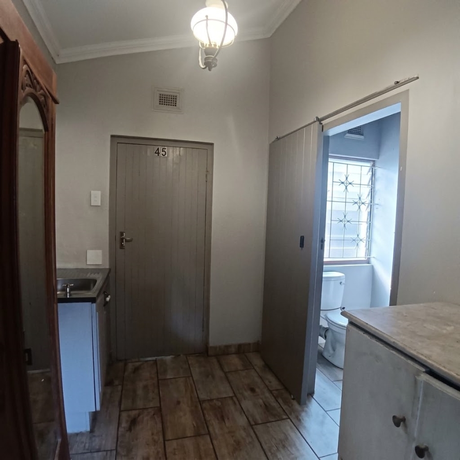 4 Bedroom Property for Sale in Meer En See KwaZulu-Natal
