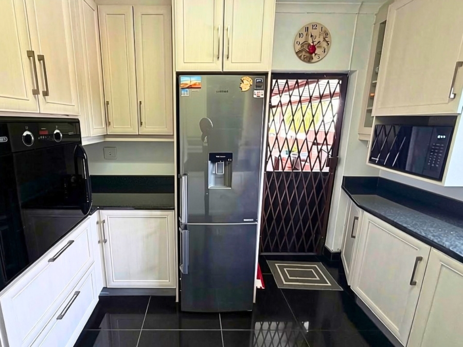 3 Bedroom Property for Sale in Allandale KwaZulu-Natal