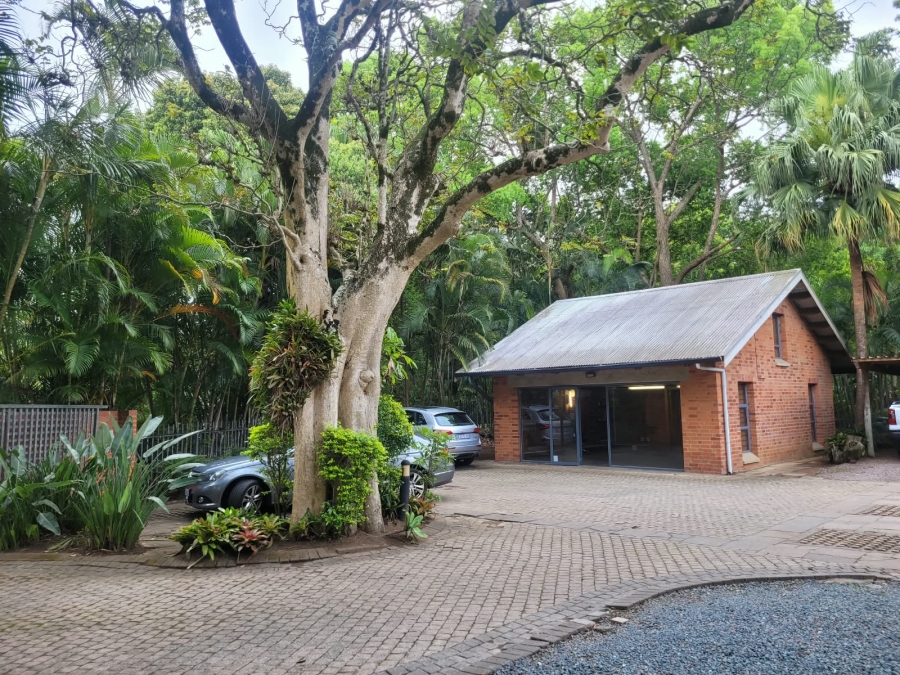 To Let Commercial Property for Rent in Dawncliffe KwaZulu-Natal