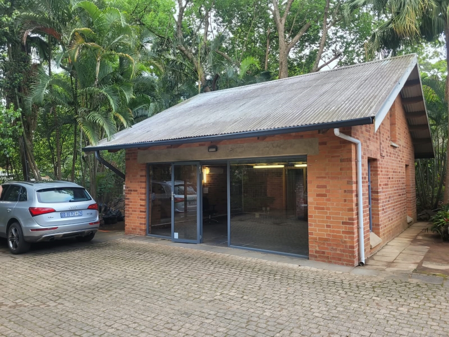 To Let Commercial Property for Rent in Dawncliffe KwaZulu-Natal