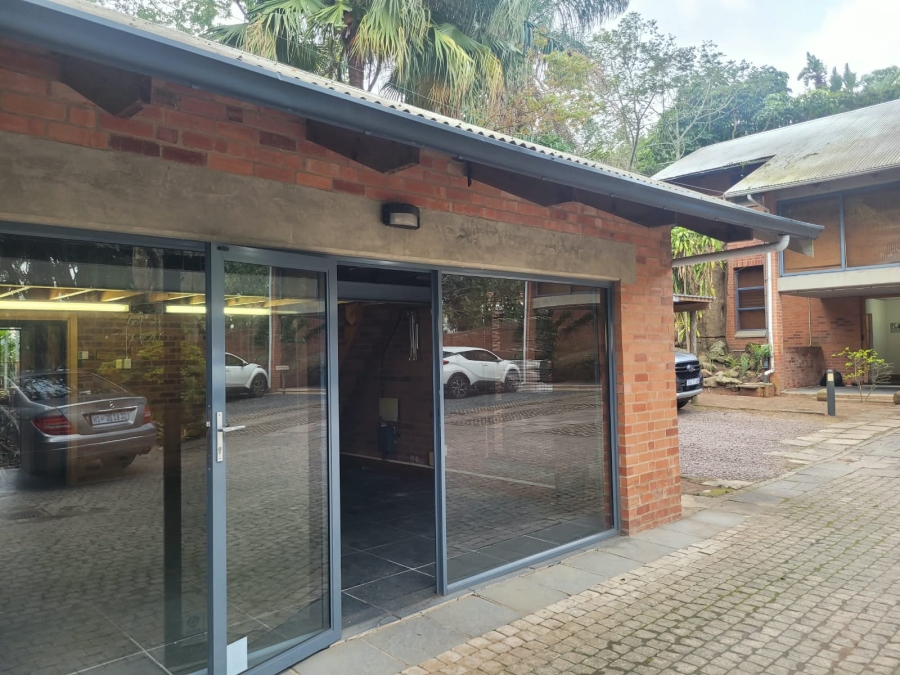 To Let Commercial Property for Rent in Dawncliffe KwaZulu-Natal