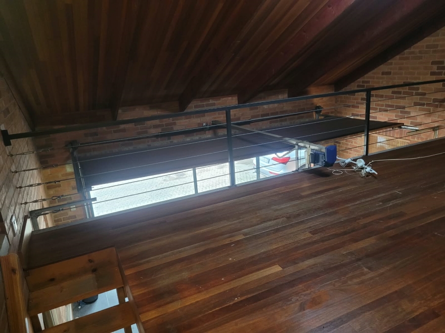To Let Commercial Property for Rent in Dawncliffe KwaZulu-Natal