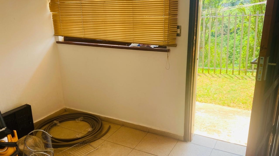 To Let 1 Bedroom Property for Rent in Reservoir Hills KwaZulu-Natal