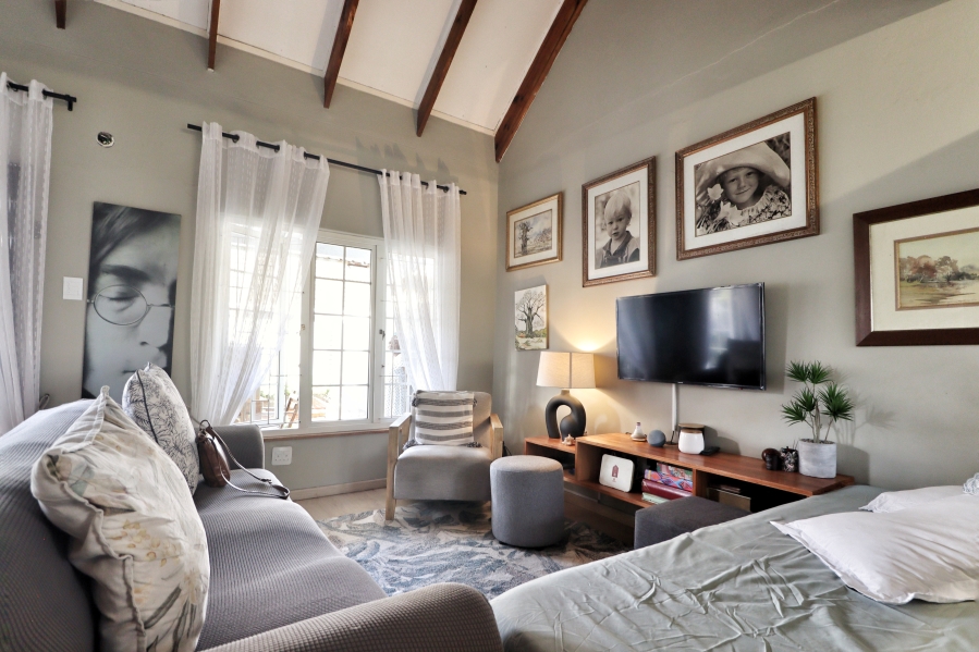 1 Bedroom Property for Sale in Meer En See KwaZulu-Natal