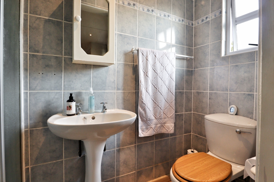 1 Bedroom Property for Sale in Meer En See KwaZulu-Natal